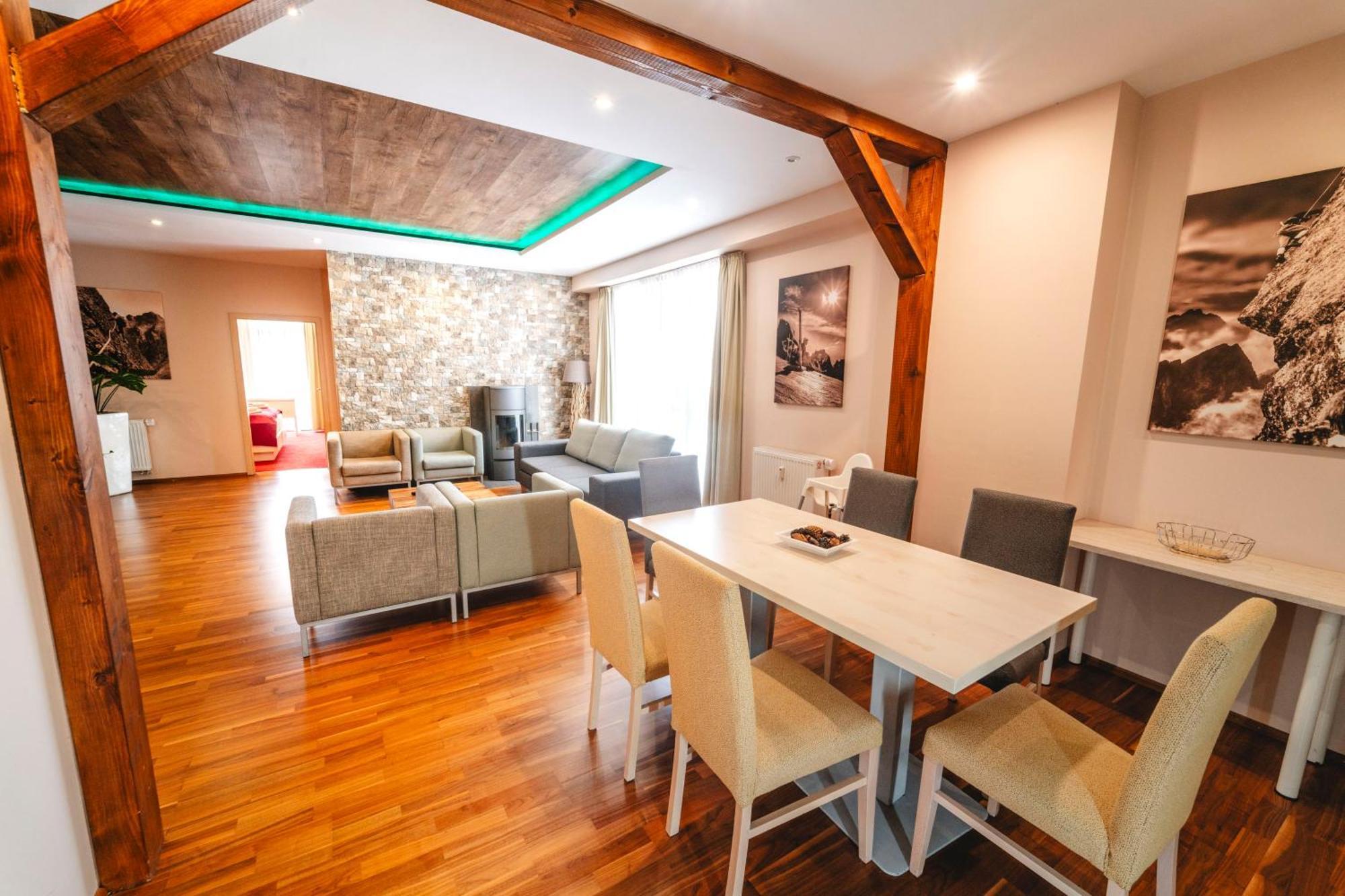 Hotel Crocus Štrbské Pleso Zewnętrze zdjęcie